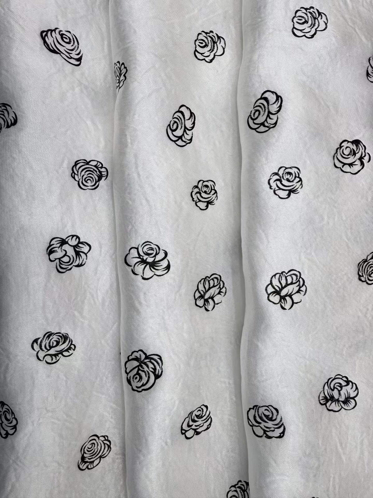 Sketched Rose Acetate